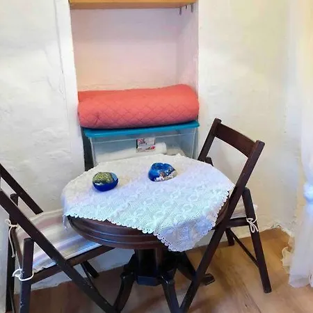 Romantic Old Down Studio Holiday home *